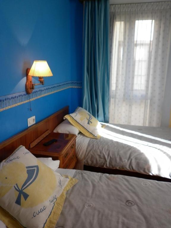 Fonda Cerdanya Hotell Puigcerdà Rum bild