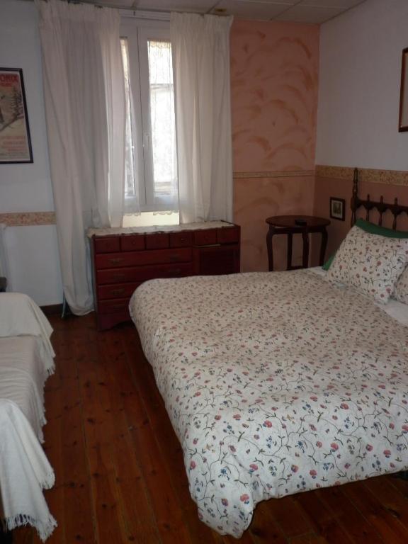Fonda Cerdanya Hotell Puigcerdà Rum bild