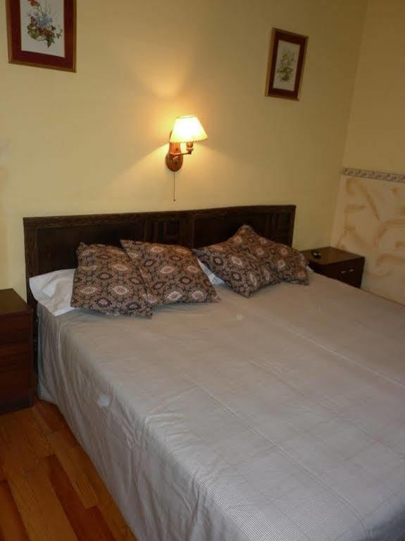 Fonda Cerdanya Hotell Puigcerdà Exteriör bild
