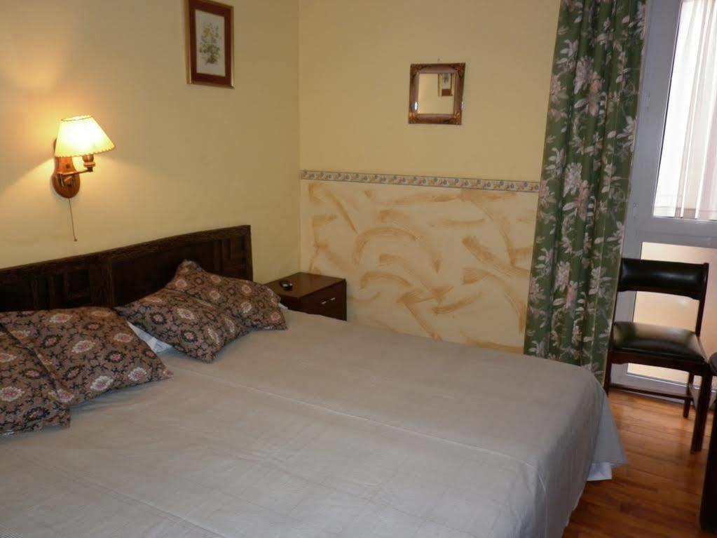 Fonda Cerdanya Hotell Puigcerdà Exteriör bild